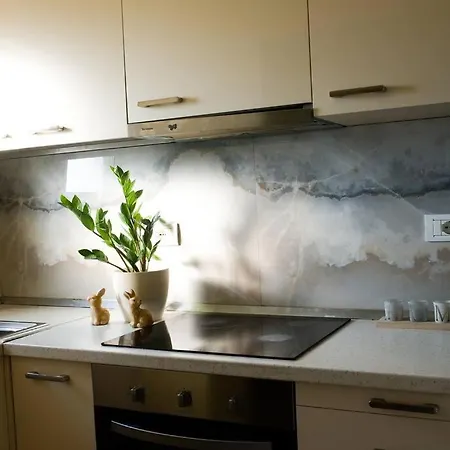 Ovi's Apartment *
